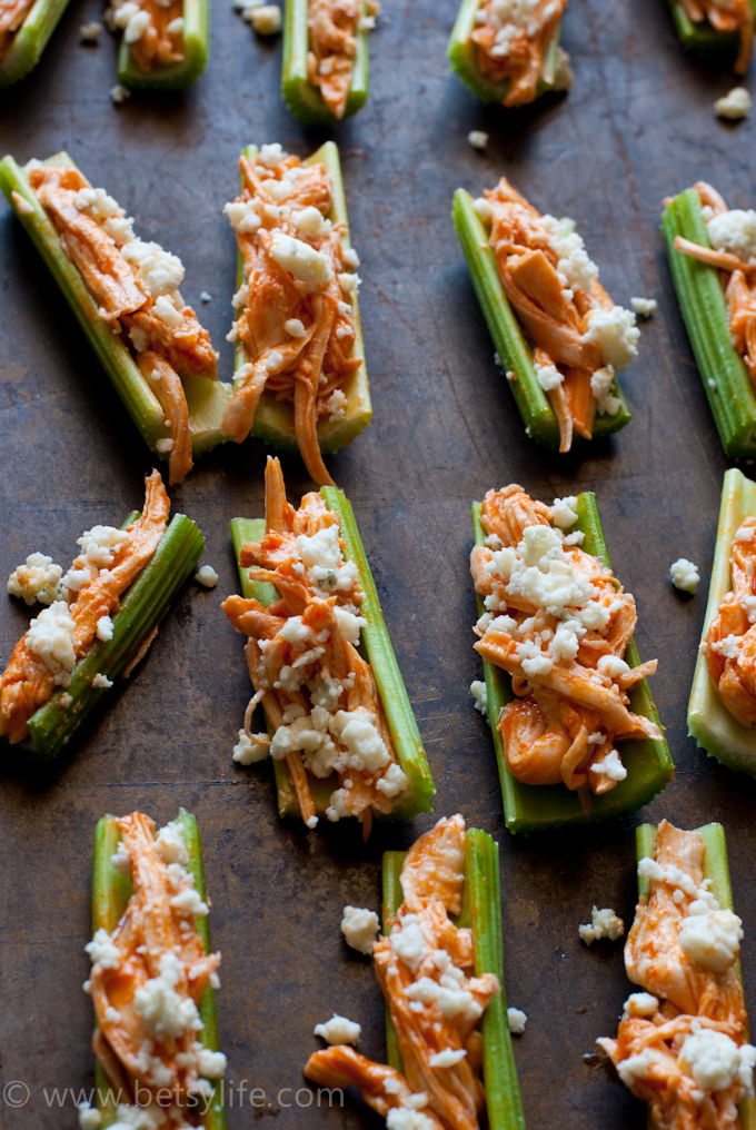 buffalo-chicken-recipe-celery-appetizer-detail-2