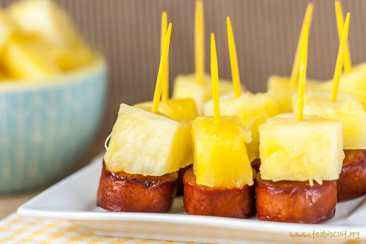 SAUSAGE AND PINEAPPLE APPETIZER