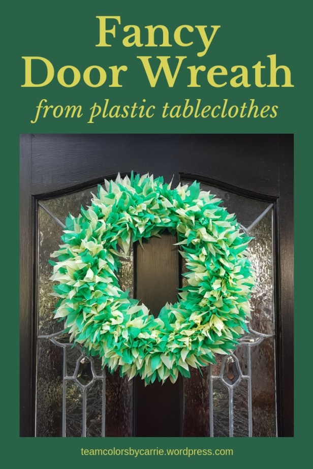 Fancy Team Spirit Door Wreath from Plastic Tableclothes (2)