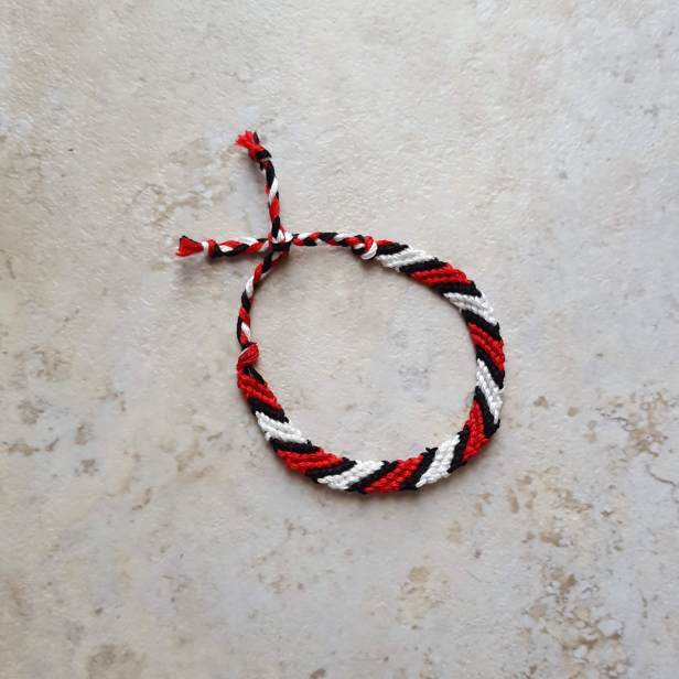 macrame friendship bracelet